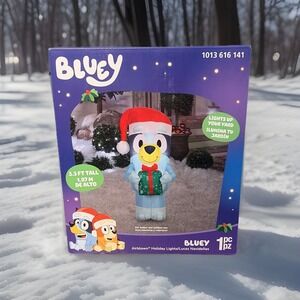 Gemmy Christmas Inflatable Bluey With Present 3.5 ft Holiday Air blown